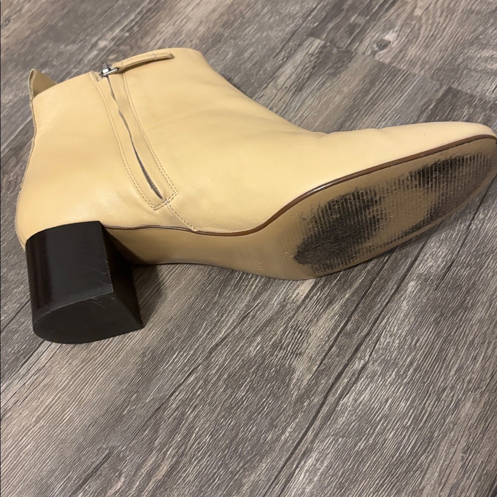 Everlane Pale Yellow Leather Ankle Booties with Side Zip - Picture 5 of 8